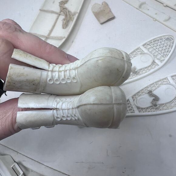 GI Joe Ski Patrol Accessories VTG White Sled Snow Shoes Boot Glove Pole - AS IS - Picture 6 of 7